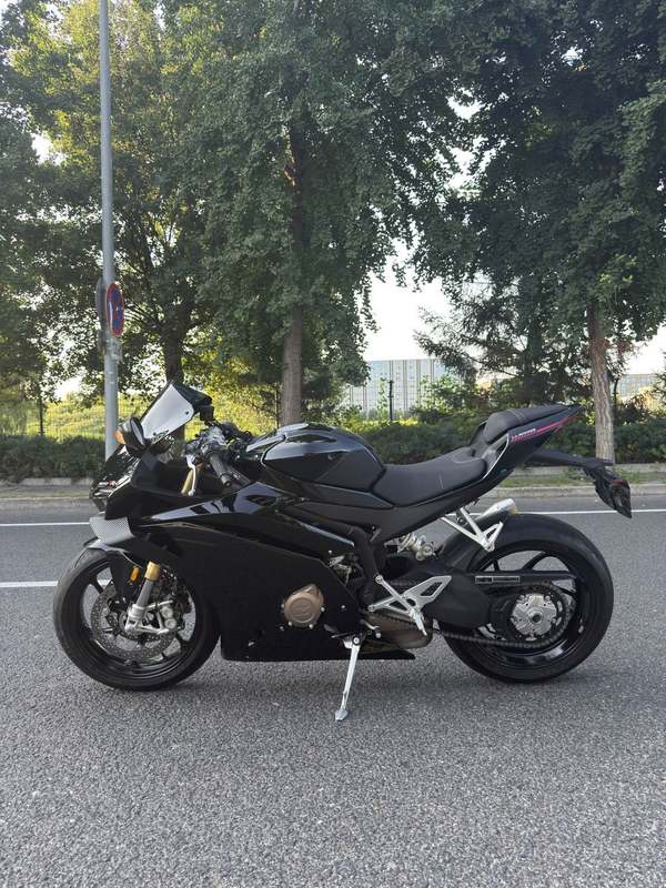 二手张雪机车500RR