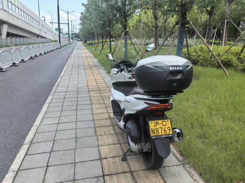 二手五羊本田PCX