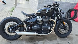 二手凯旋Bonneville Bobber