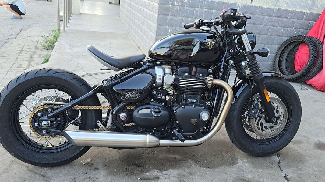 二手凯旋Bonneville Bobber