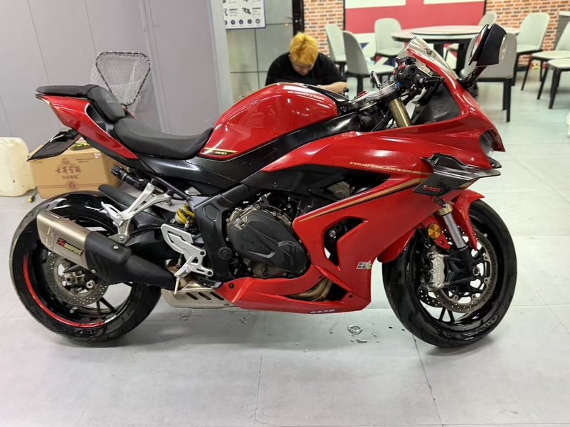 二手QJMOTOR赛800