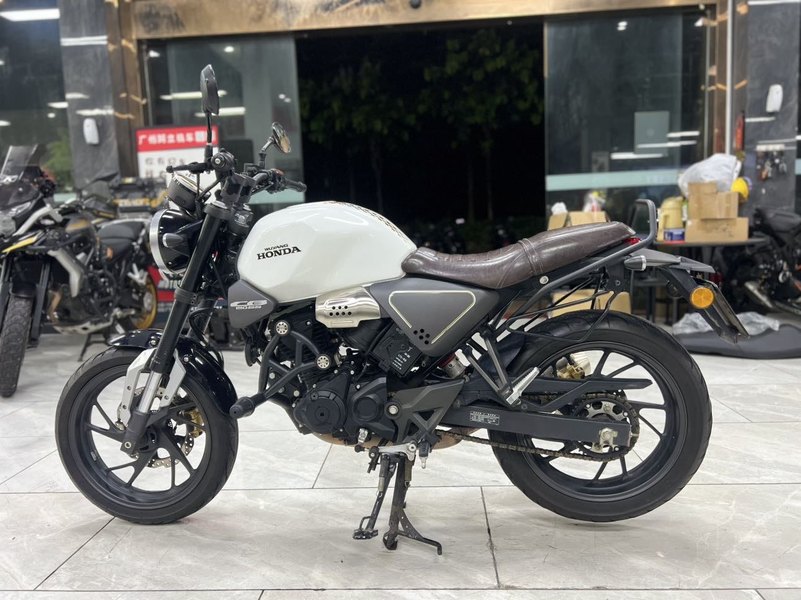 二手五羊本田鸷道 CB190SS