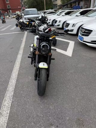 二手贝纳利幼狮 Leoncino 250