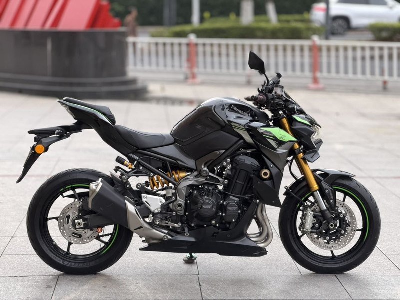二手川崎Z900
