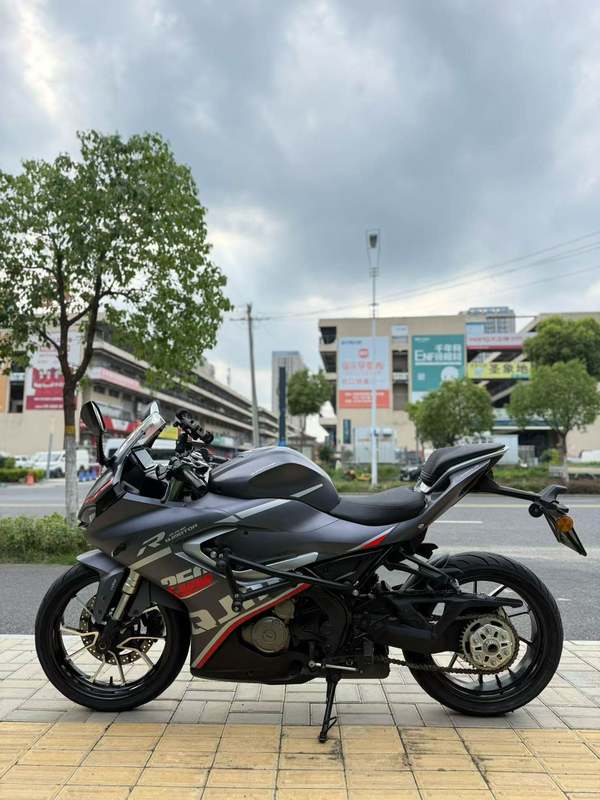二手QJMOTOR赛250