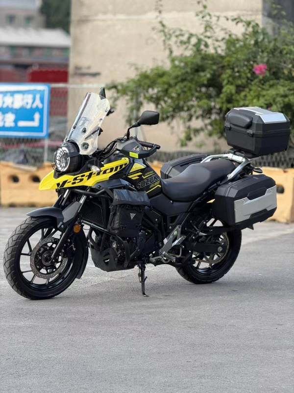 二手豪爵铃木DL250