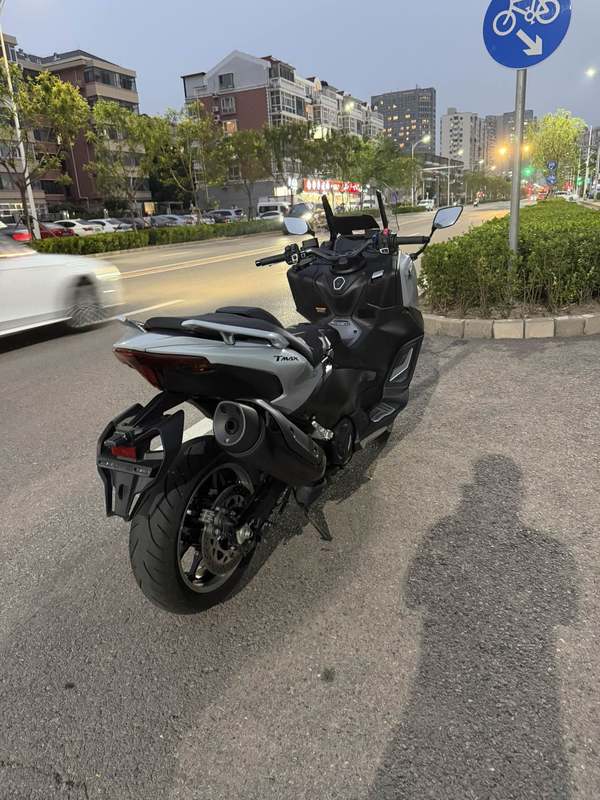 二手雅马哈TMAX