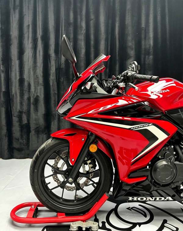 二手本田CBR400R(海外)