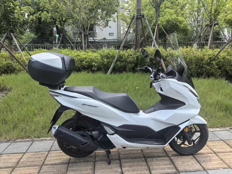 二手五羊本田PCX