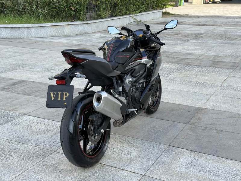二手川崎ZX-4R