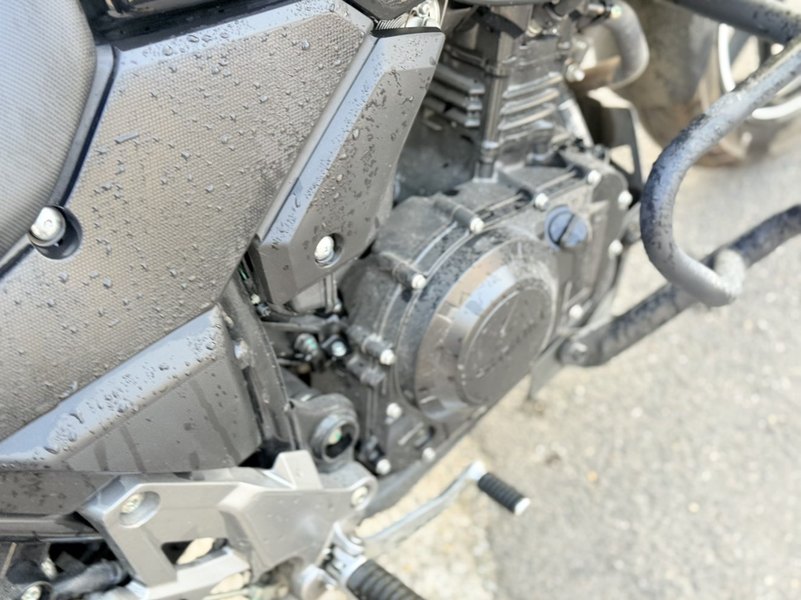 二手豪爵铃木DL250