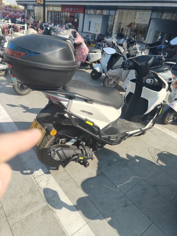 二手QJMOTOR鸿150RS