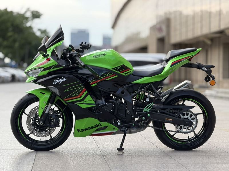 二手川崎ZX-4R