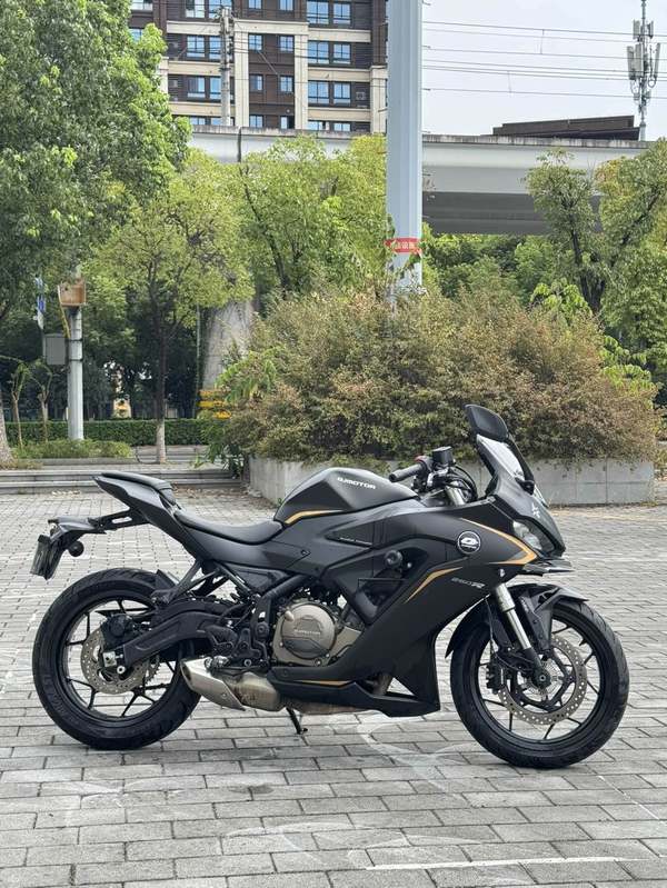 二手QJMOTOR赛250