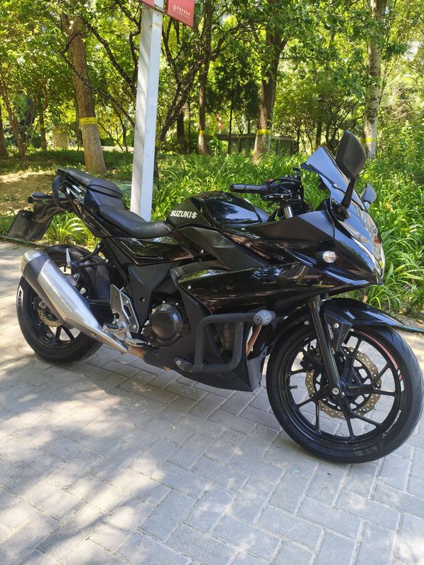 二手豪爵铃木GSX250R