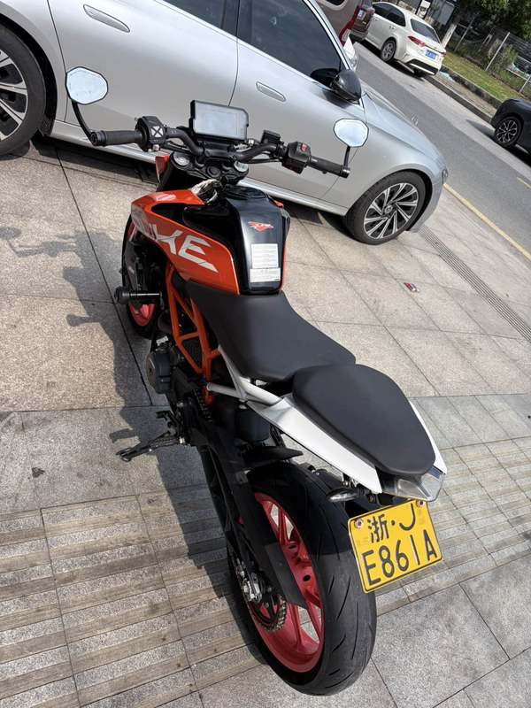二手KTMR2R390 Duke