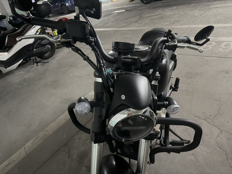 二手QJMOTOR闪300