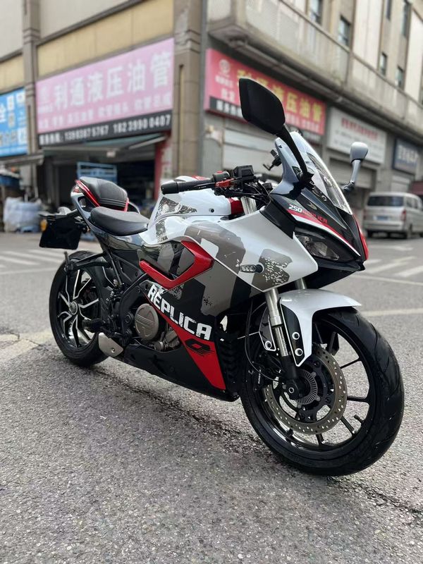 二手QJMOTOR赛250