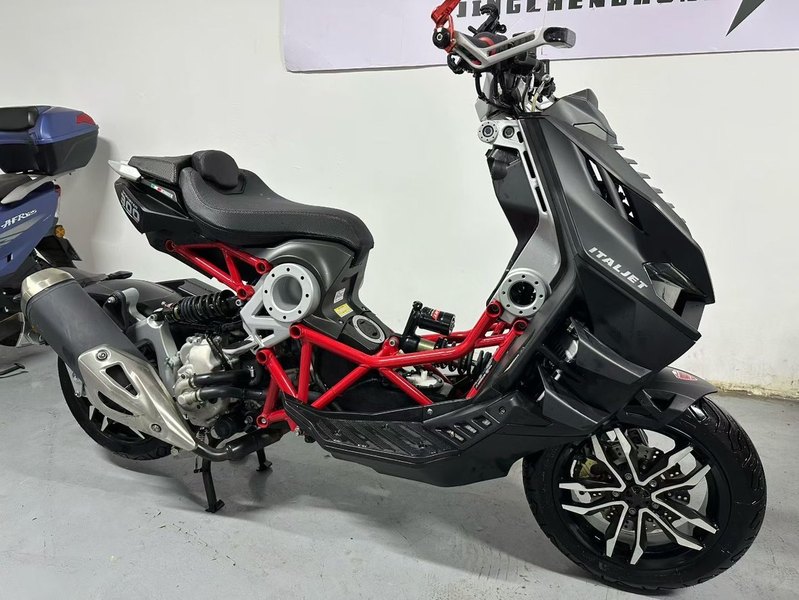二手意塔杰特Dragster 300