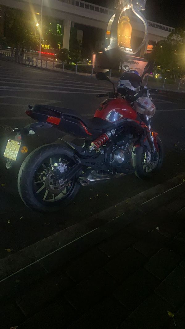二手贝纳利蓝宝龙 BN302S