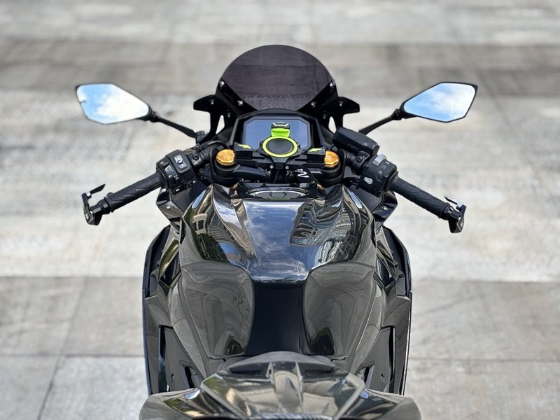 二手川崎ZX-4R