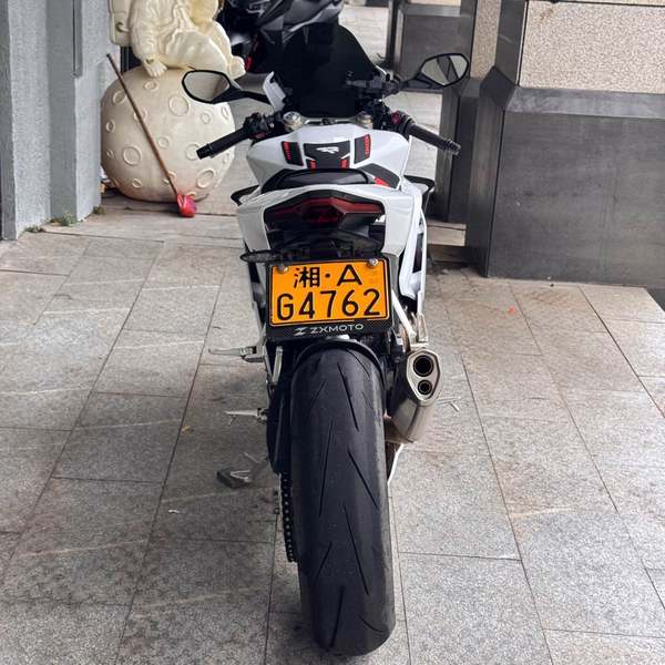 二手张雪机车500RR