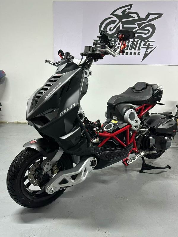 二手意塔杰特Dragster 300