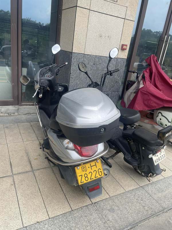 二手豪爵VF100