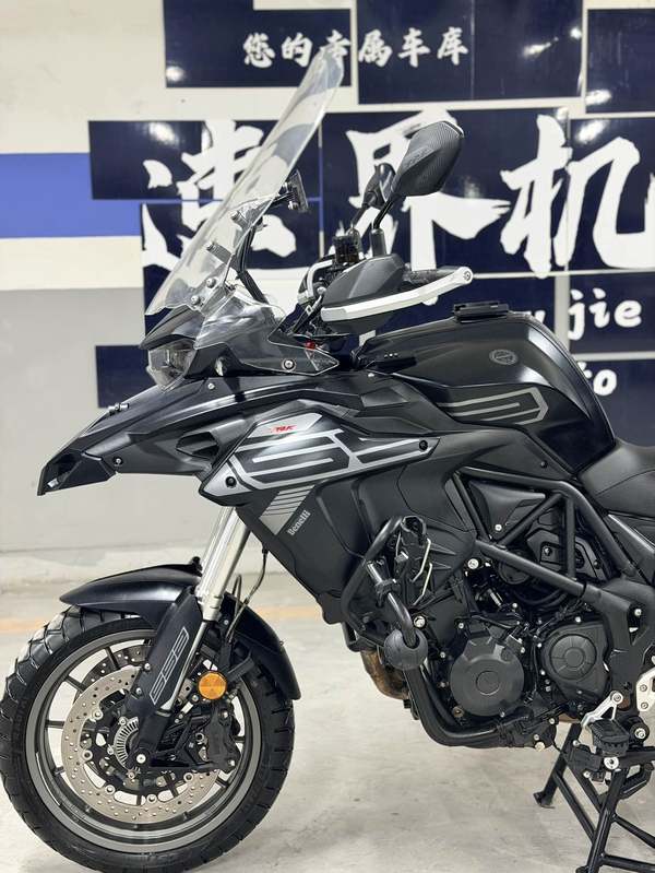二手贝纳利TRK552