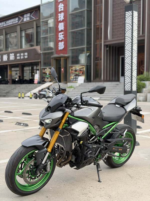 二手川崎Z900