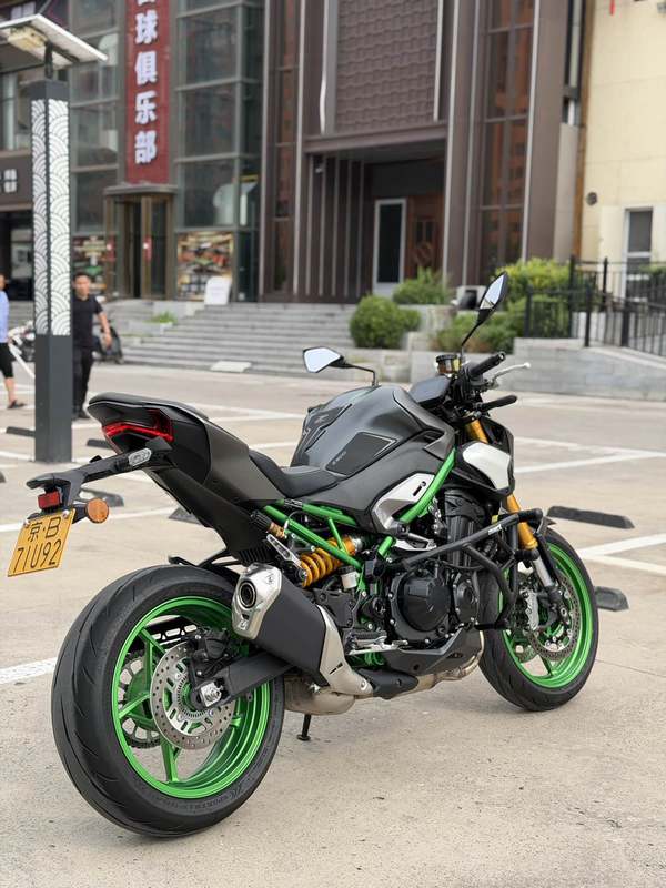 二手川崎Z900