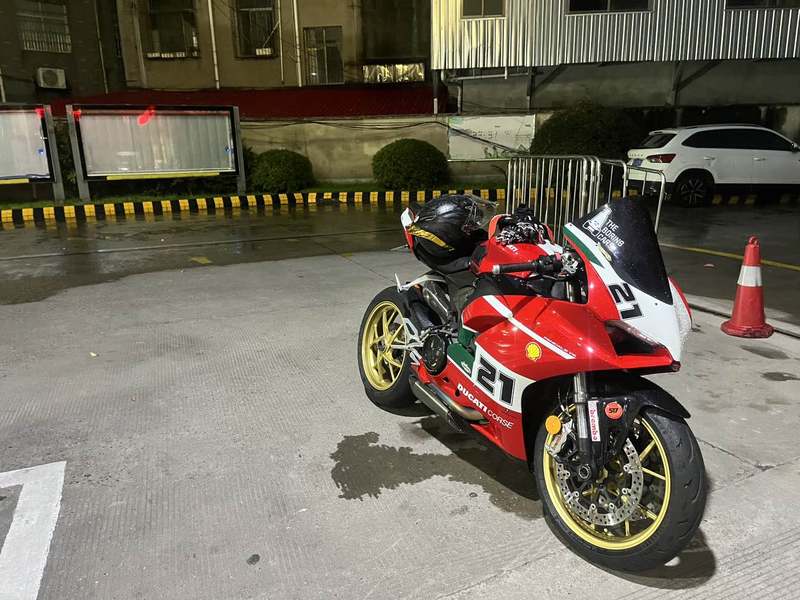 二手杜卡迪Panigale V2