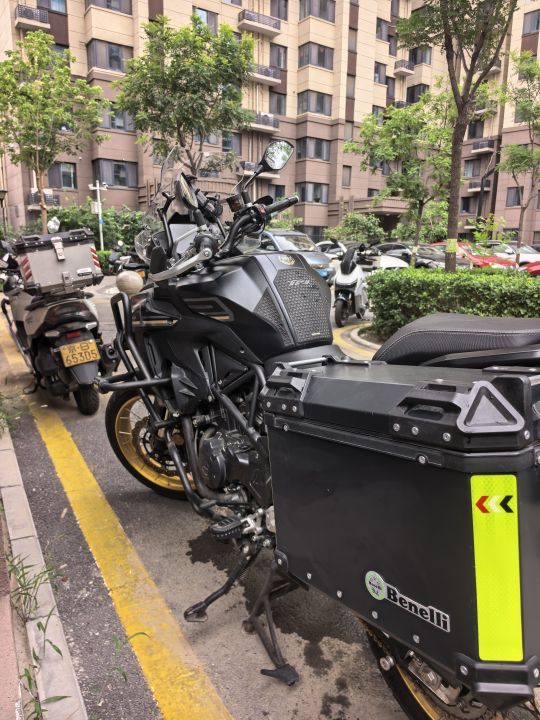 二手贝纳利TRK552
