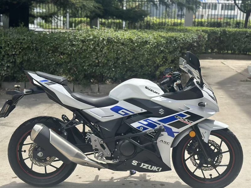 二手豪爵铃木GSX250R