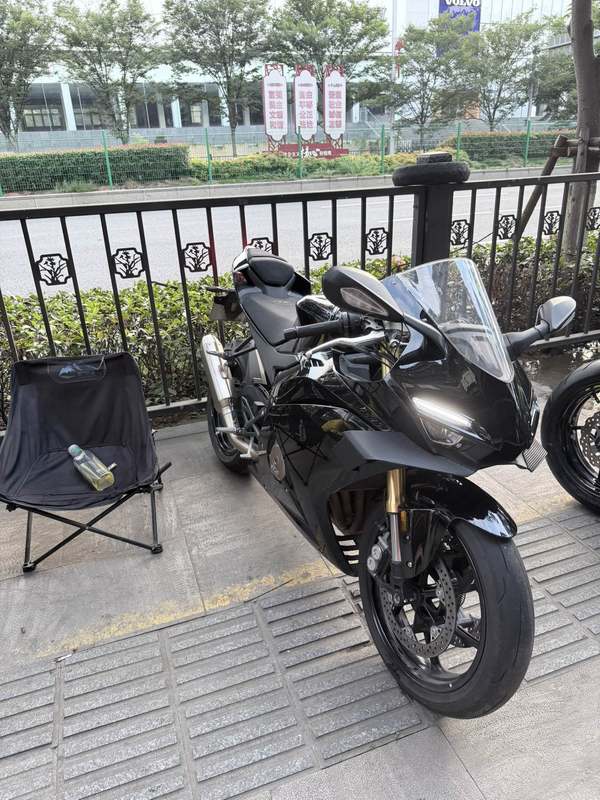 二手张雪机车500RR
