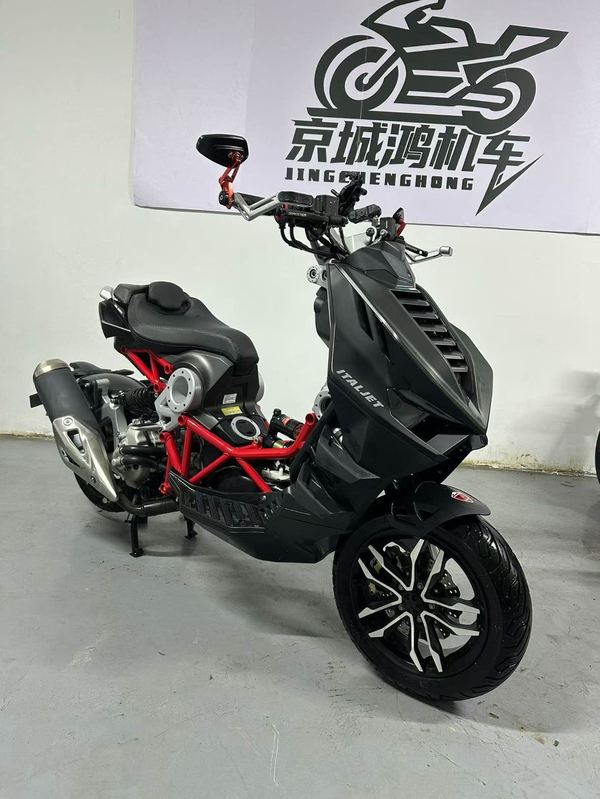 二手意塔杰特Dragster 300