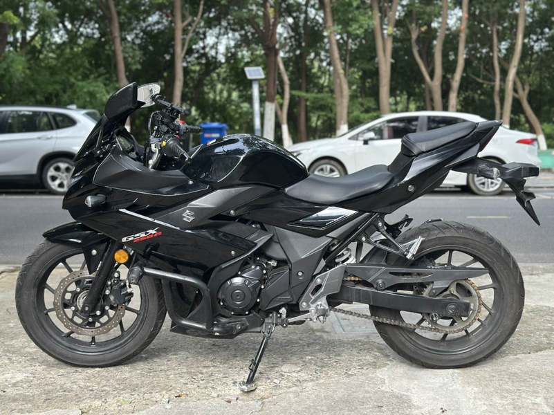 二手豪爵铃木GSX250R