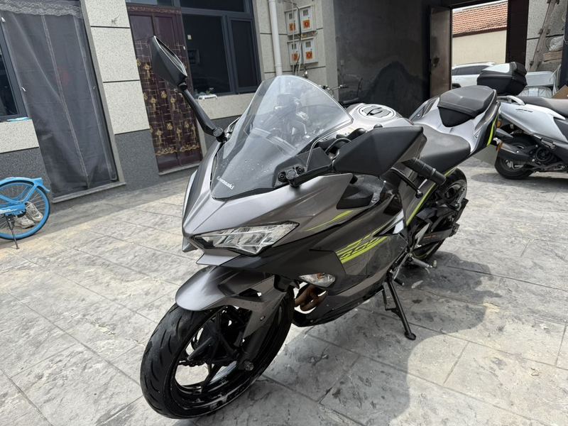二手川崎Ninja 400