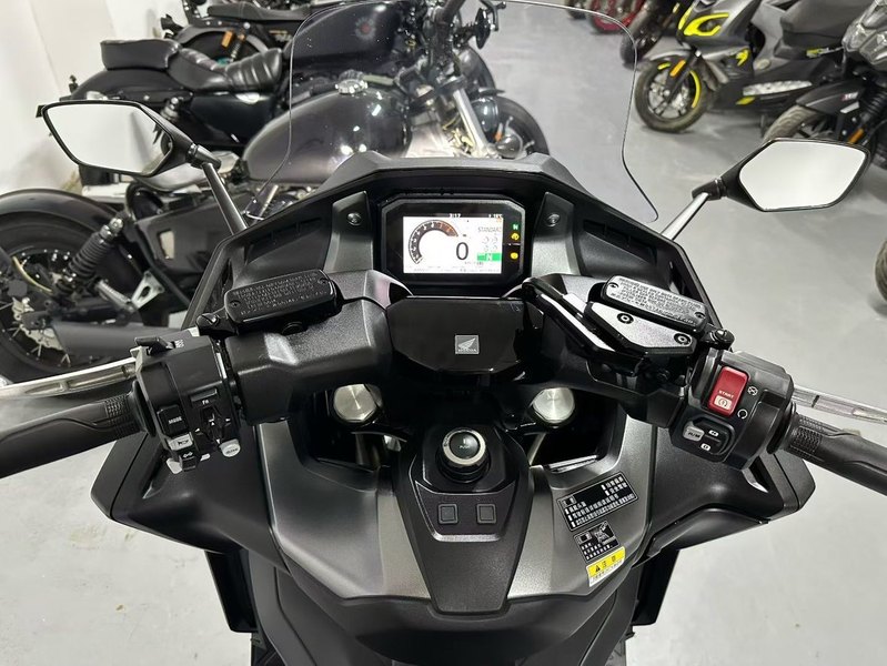 二手本田NSS750