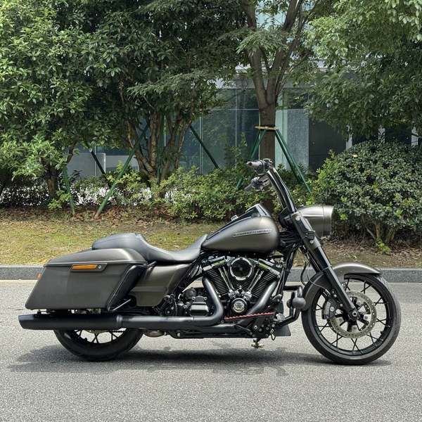 二手哈雷戴维森路王 Road King