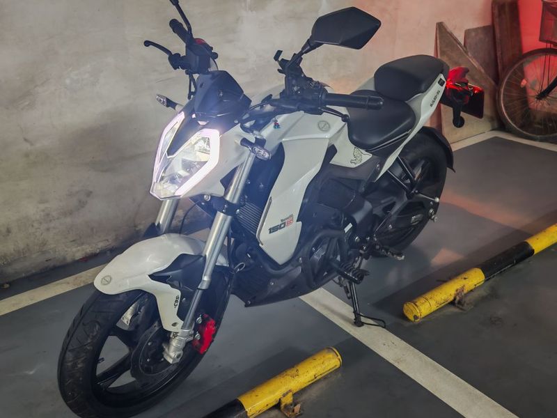 二手贝纳利小迅龙 BN150S