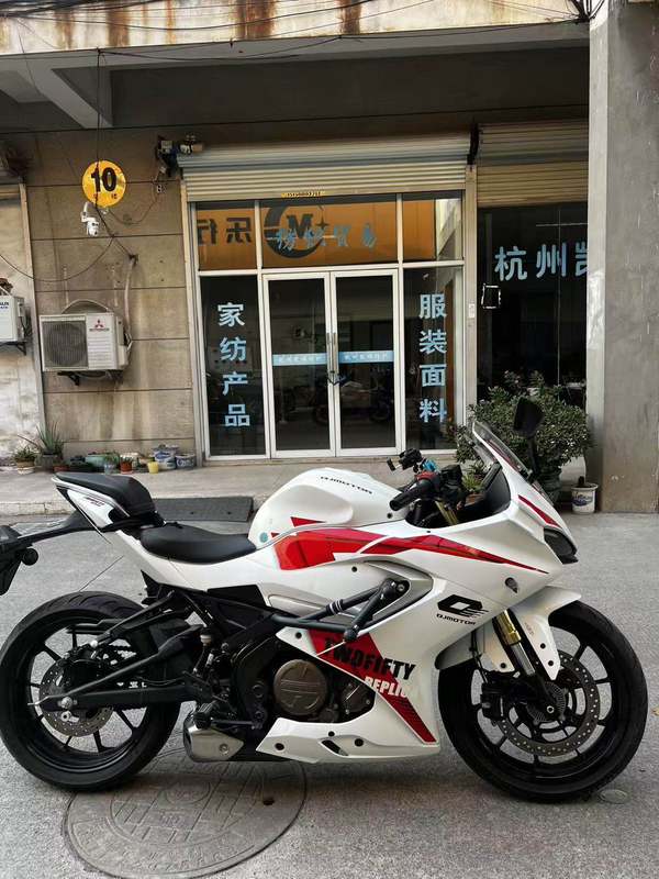 二手QJMOTOR赛250