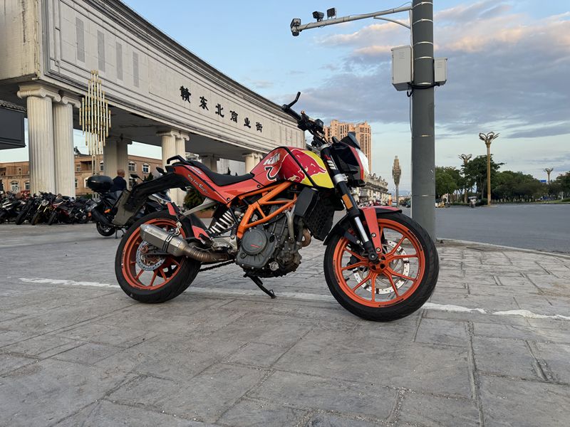 二手KTMR2R390 Duke