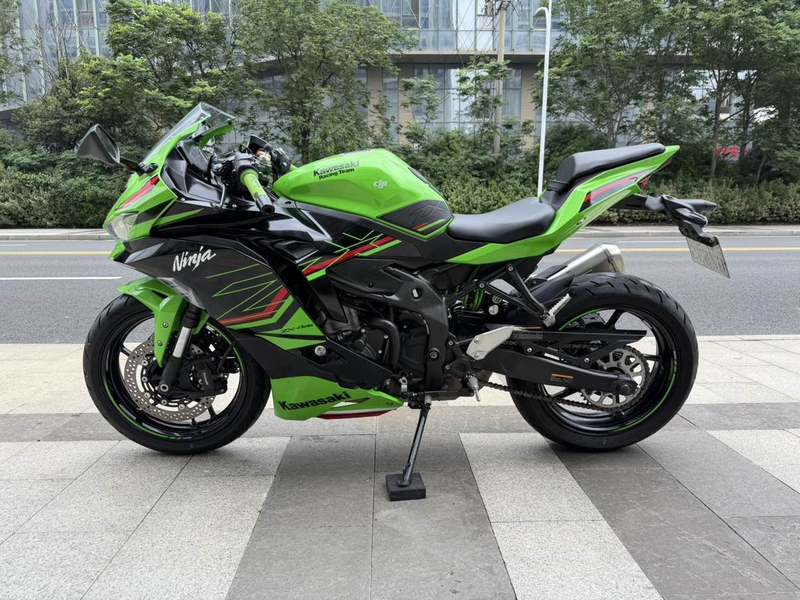 二手川崎ZX-4R