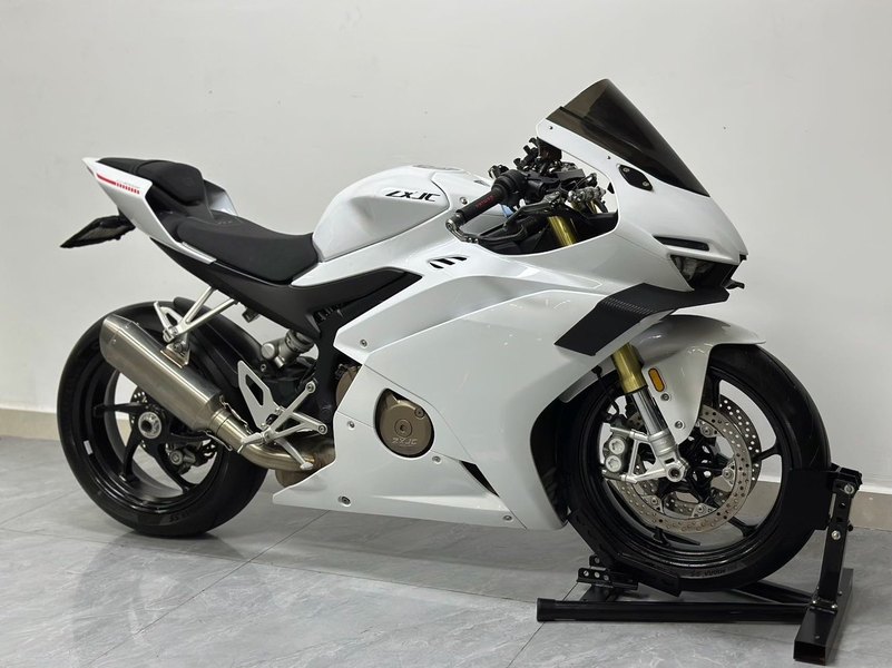 二手张雪机车500RR