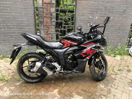 二手济南铃木极客飒 Gixxer 155