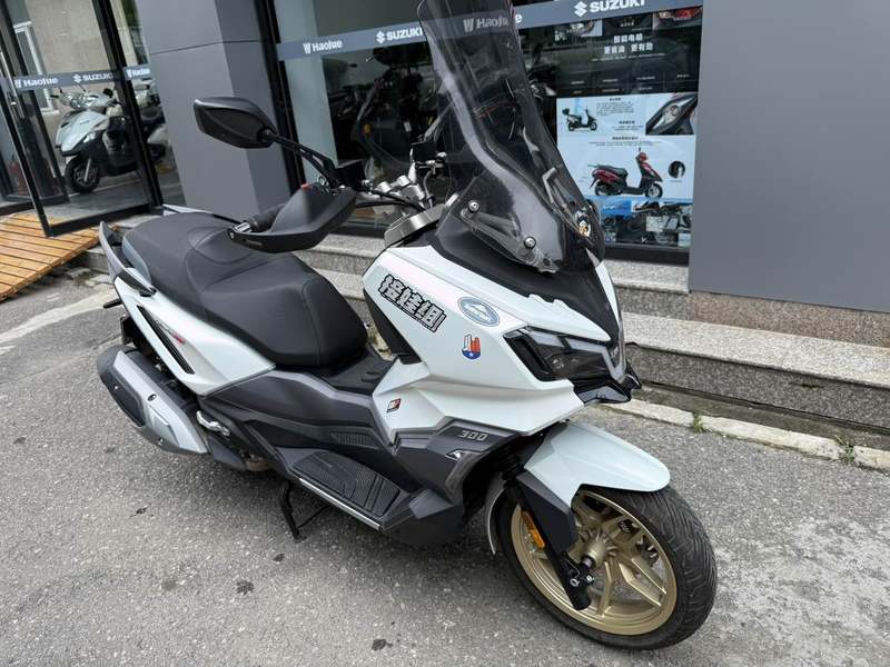 二手三阳哈士奇 Husky ADV300