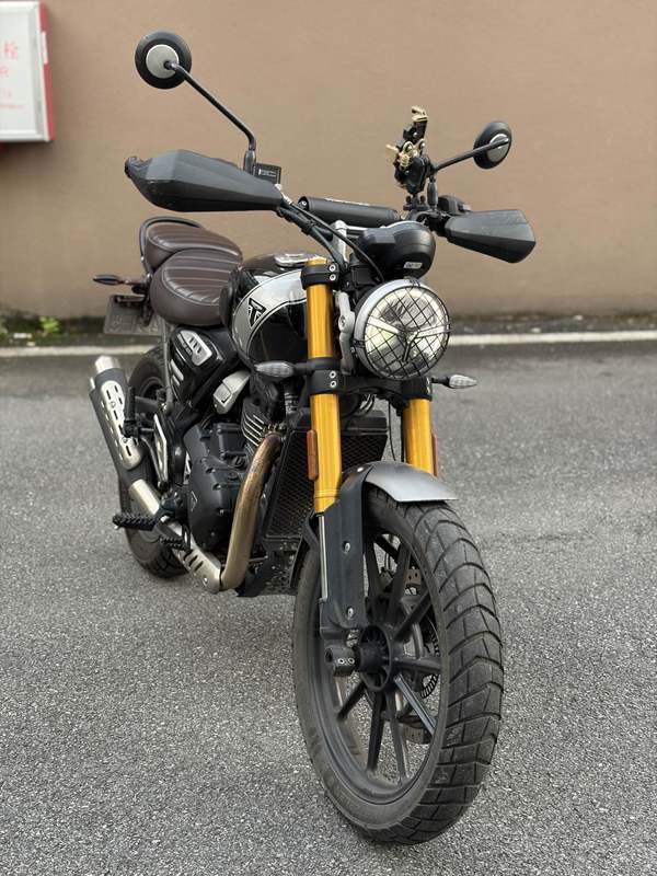 二手凯旋Scrambler 400 X