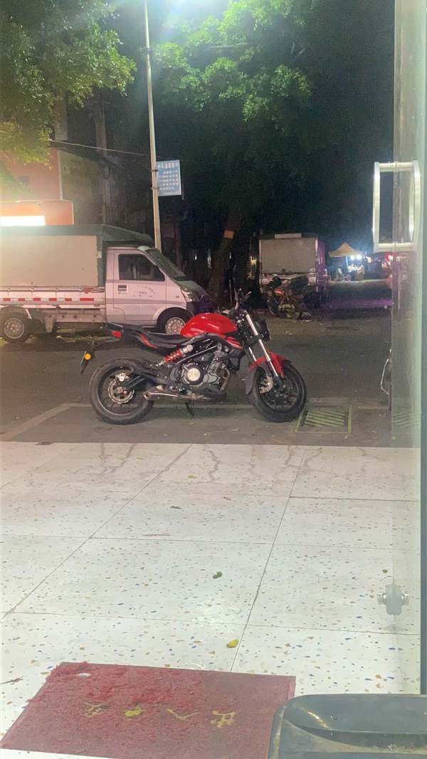 二手贝纳利蓝宝龙 BN302S