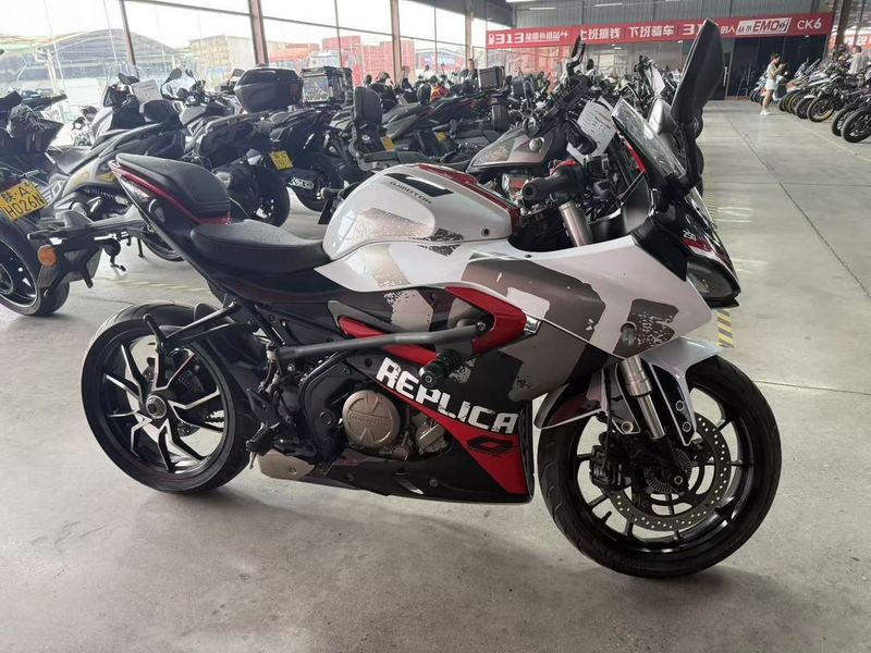 二手QJMOTOR赛250